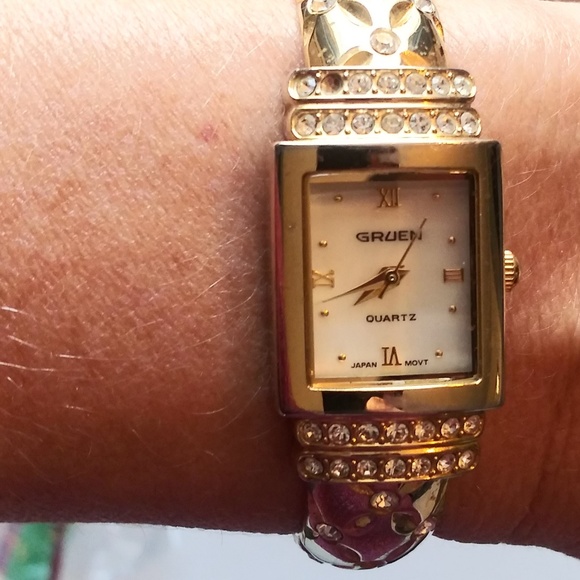 😍 Gruen Womens Bracelet Watch - Picture 1 of 5